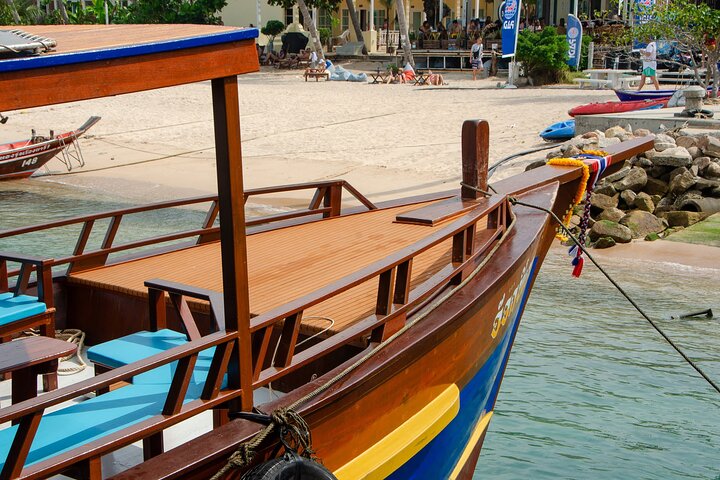 Koh Tao's First Light Snorkel Adventure with Oxygen Tours