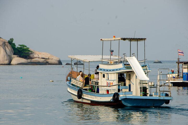 Koh Tao's First Light Snorkel Adventure with Oxygen Tours