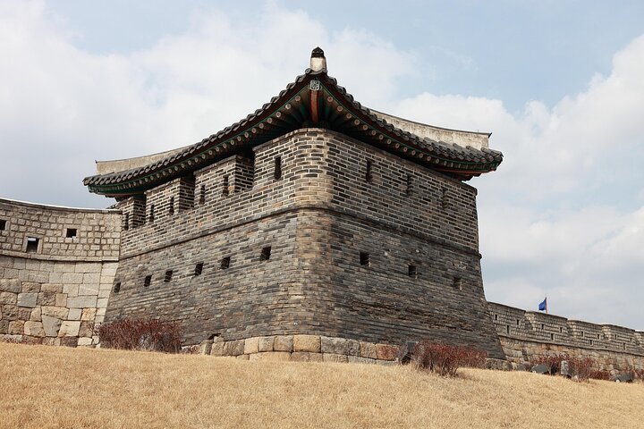 Korean Folk Village & Suwon Hwasung travel course