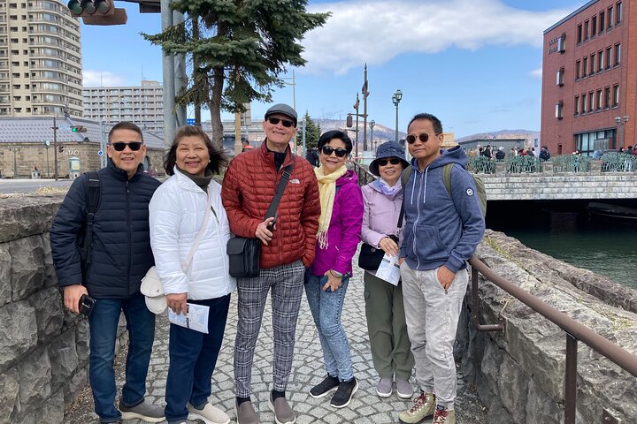 Private Customizable walking Tour in Otaru