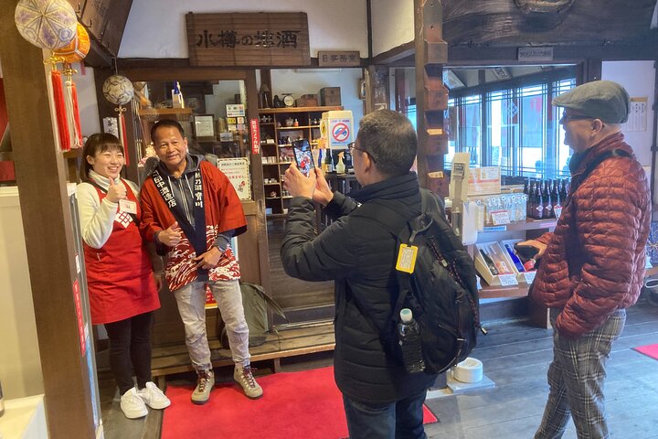 Private Customizable walking Tour in Otaru