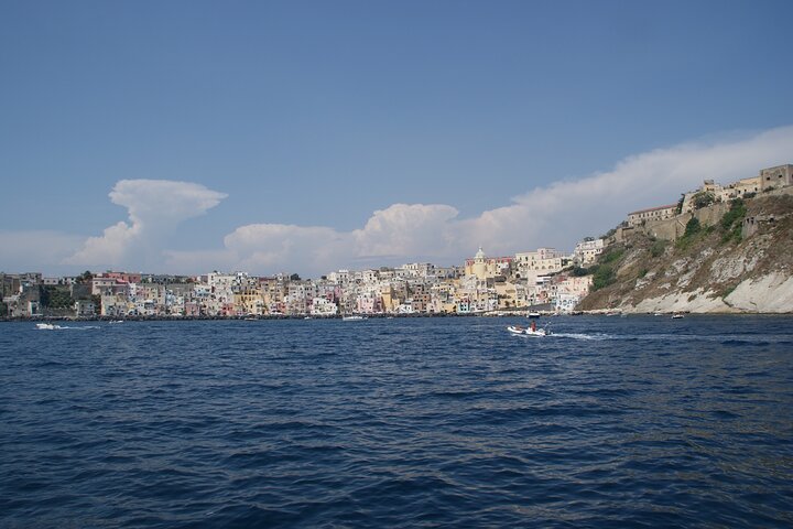 Private Cruise to Ischia and Procida - Yacht 40'