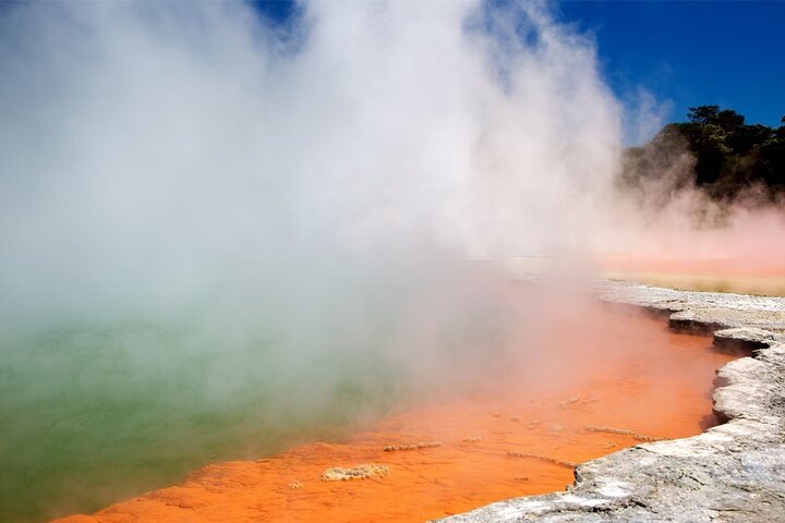 3 Day Minivan Tour From Hamilton to Taupo
