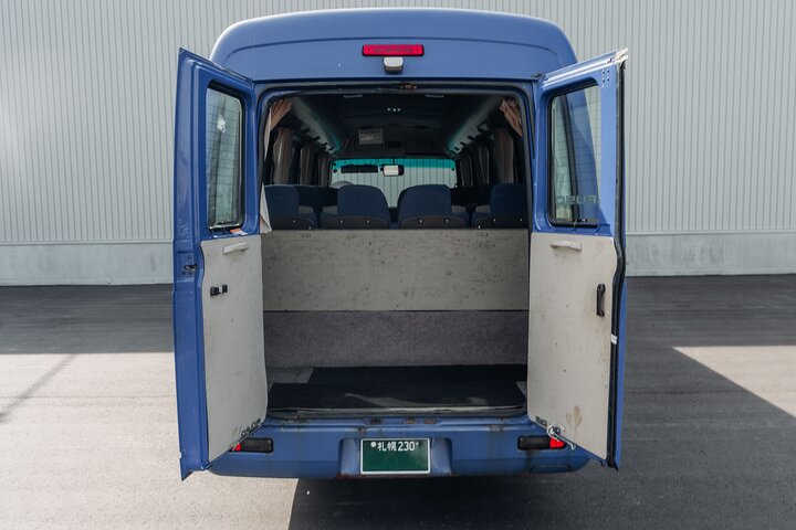One Way Private Transfer from New Chitose to Sapporo by mini bus