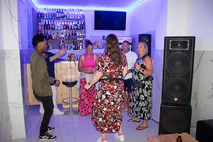 Boa Vista: Cultural Pub Crawl - party with the locals