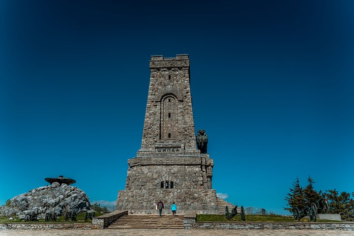 Day trip to Buzludzha Monument and Shipka from Veliko Tarnovo