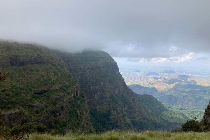 5-Day Northern Ethiopia Tour : 3D Simien Mountains Trek & Axum.