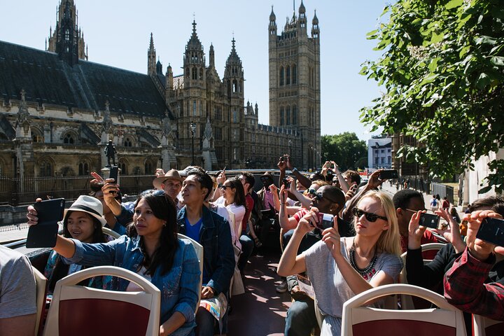 London Big Bus Hop-On Hop-Off Tour with Optional River Cruise