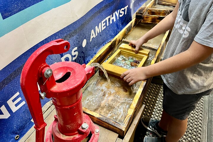 Gem Panning Adventure at the Crystal Gallery