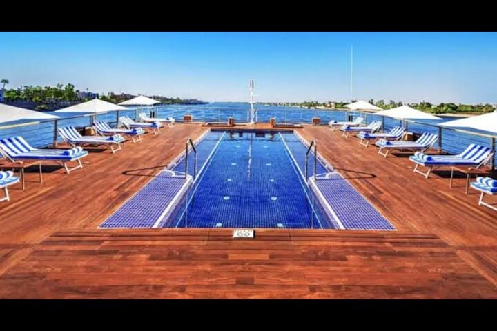 Private 4-Days Nile Cruise From Aswan To Luxor including Tours