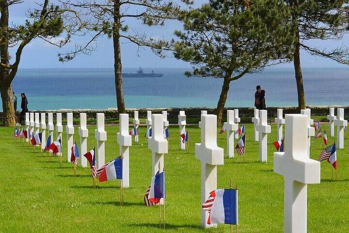 D-Day Discovery: American & British sectors, 2-Day Tour for 1-4 P