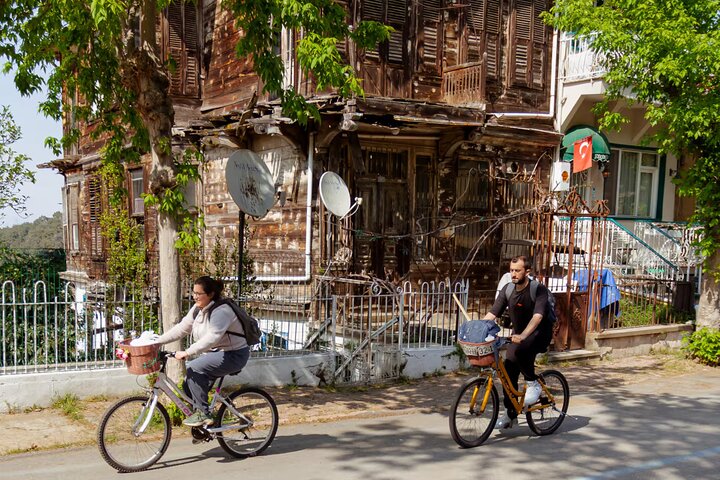 Istanbul Princes' Islands Cycling Tour