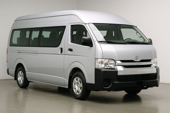 Mt. Fuji ⇄ Tokyo Airports Private Transfer with 8-Hour Charter