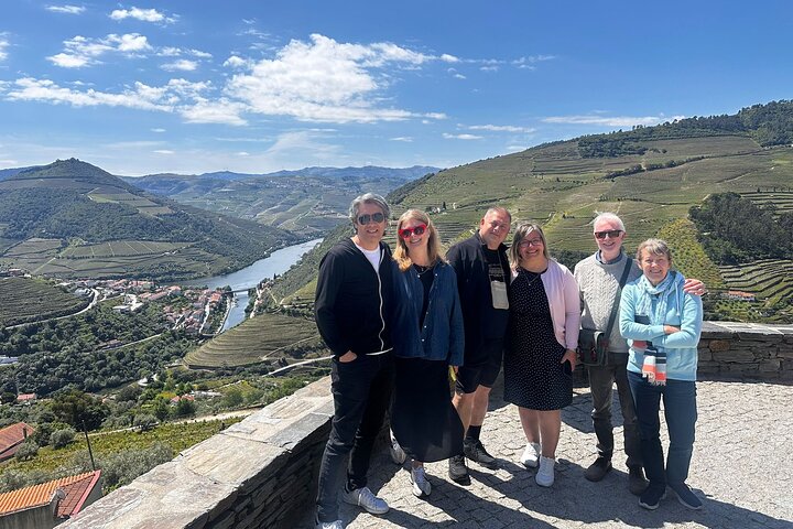 Douro Valley Small Group Premium Wine Tour Lunch and Private Boat