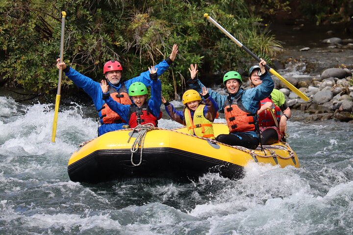 Family Float Grade 2 Whitewater Adventure in Tongariro River