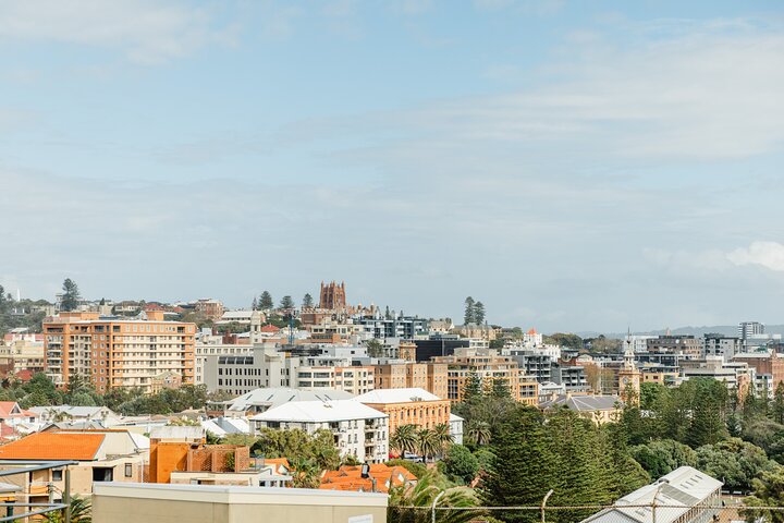 Newcastle: Half-Day Sightseeing with Coastal Stops & History