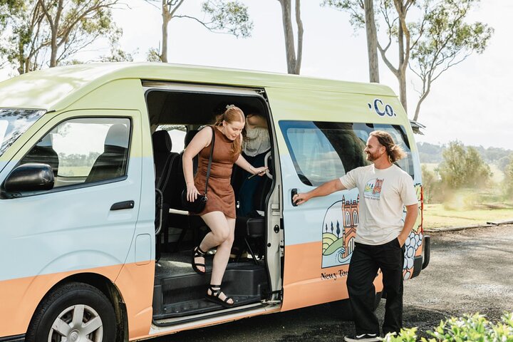 Newcastle: Boutique Hunter Valley Wine Tour
