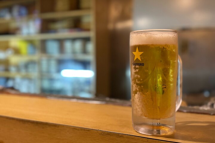 Takayama: Private Night Walking Tour with Dinner