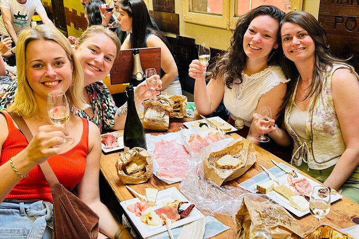 Bologna Food Tour by Taste Bologna: Intimate Group (Max 10)