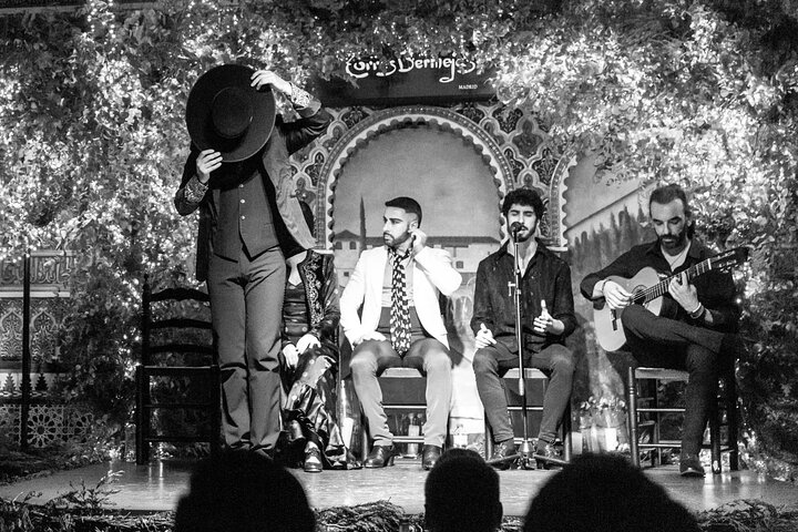 Flamenco Show & Special Menu at Torres Bermejas in Madrid