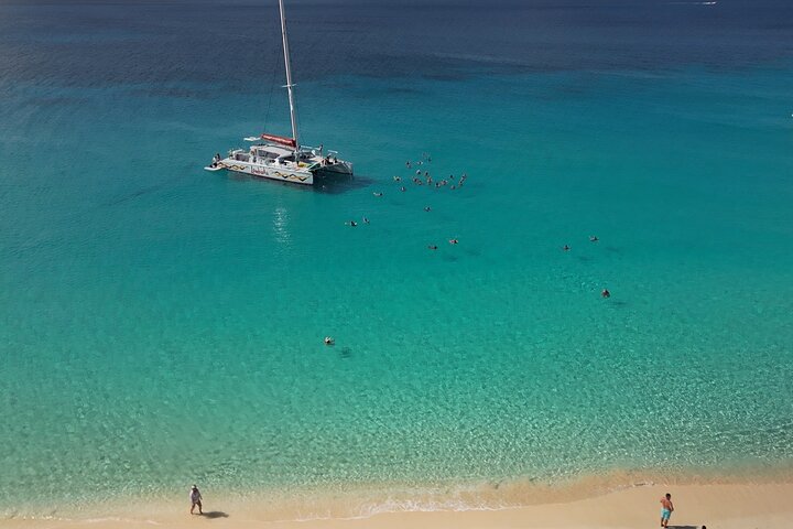 Prickly Pear Catamaran Trip from St Maarten Including Lunch