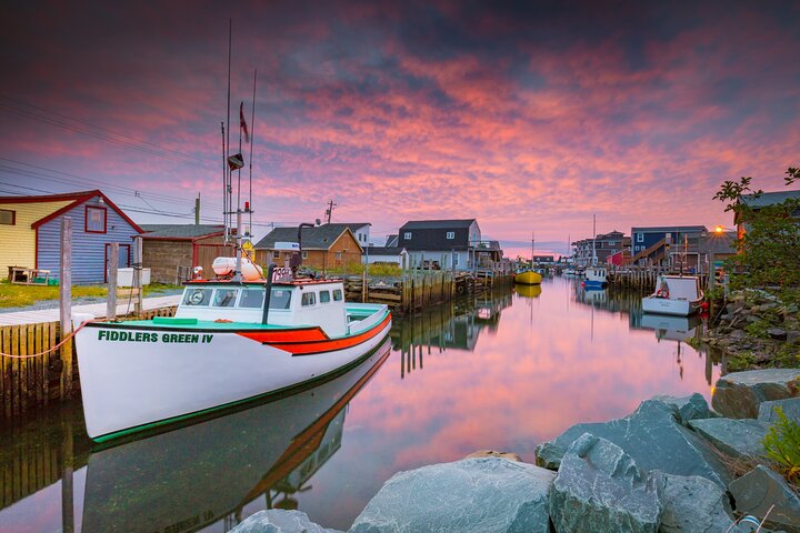 Peggy’s Cove Express Tour: Scenic Guided Experience