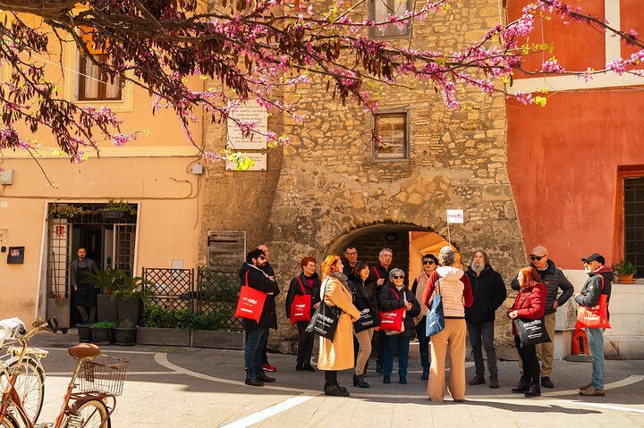Food Tasty and History Tour in Civitavecchia