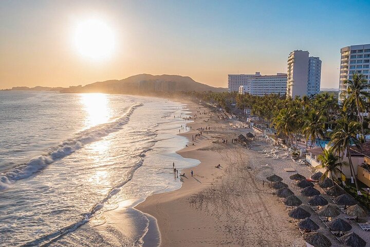 Private Transfer to Ixtapa Airport (ZIH)