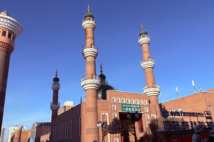 All Inclusive Private Urumqi Day Tour including Erdaoqiao Market