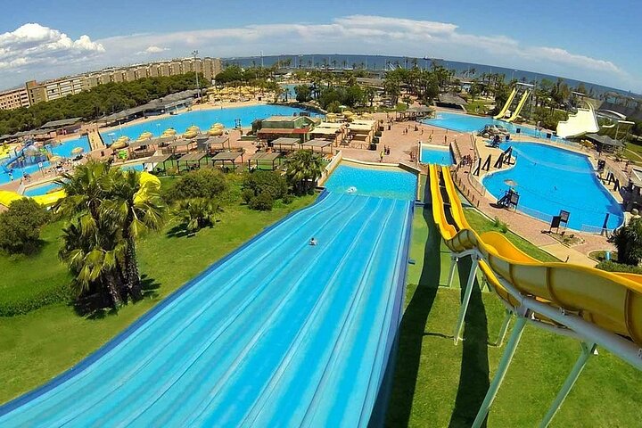 Aquopolis Costa Dorada (Tarragona) Water Park entrance