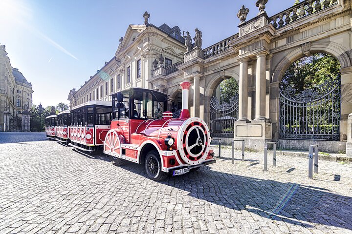 City tour through Würzburg with the Bimmelbahn