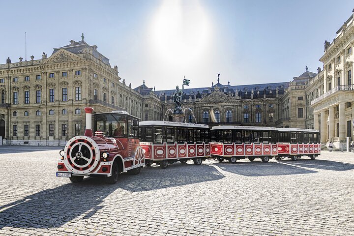 City tour through Würzburg with the Bimmelbahn