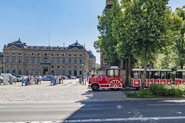 City tour through Würzburg with the Bimmelbahn