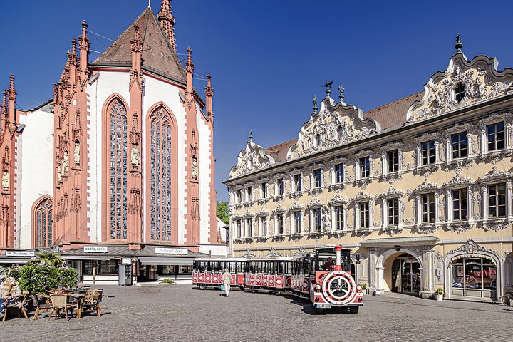City tour through Würzburg with the Bimmelbahn