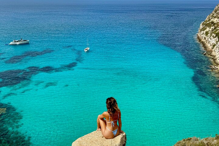 Formentera 4X4 Tour of Secret Corners in Land Rover Defender