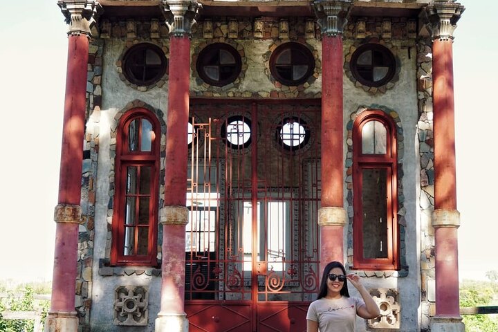 Amazing Tour in Campanopolis Theme Park