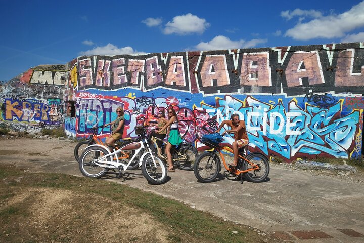 Electric Scooter and Fat Bike Tour in Erdeven
