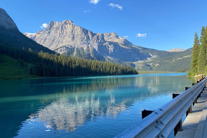 Moraine Lake & Louise & Banff Day Tour From Calgary-Canmore-Banff