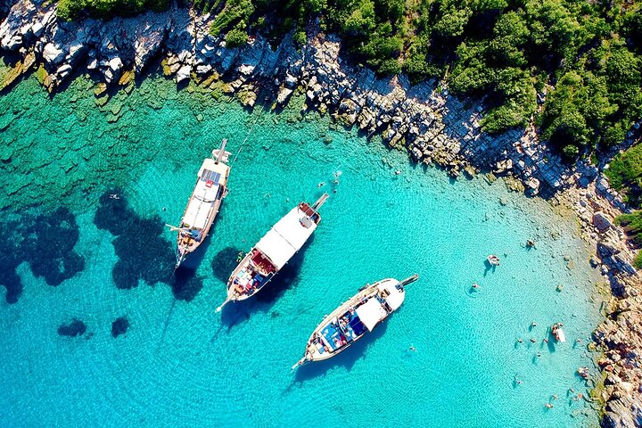 Orak Island, German Bay, Rabbit Bay Boat Tour incl. Lunch