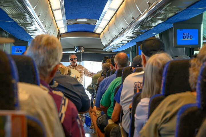 Mount Rushmore and Black Hills Tour with Two Meals and a Music Variety Show