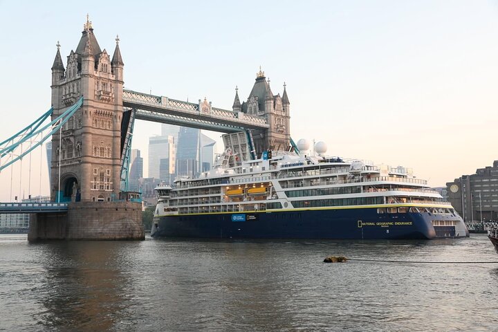 Dover Port to Heathrow Airport – Private Transfer