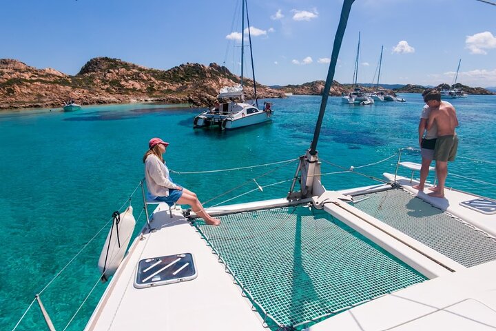 Catamaran tour Magdalene Archipelago from Cannigione from 12 mt..