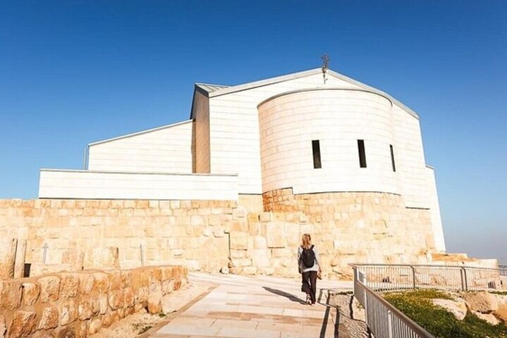 Madaba & Mount Nebo Half-Day Private Tour from The Dead Sea