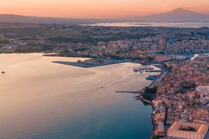 Catania Airport Transfer ↔ Syracuse , Taormina or Giardini Naxos