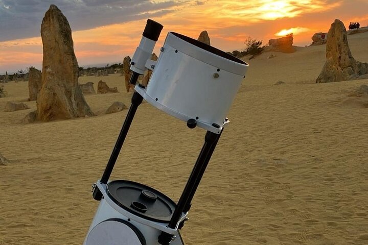 Pinnacles Desert Sunset Stargazing Adventure Tour from Perth