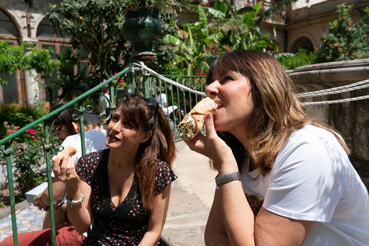 Taormina: Sicilian Street Food & Wine Tour by Do Eat Better
