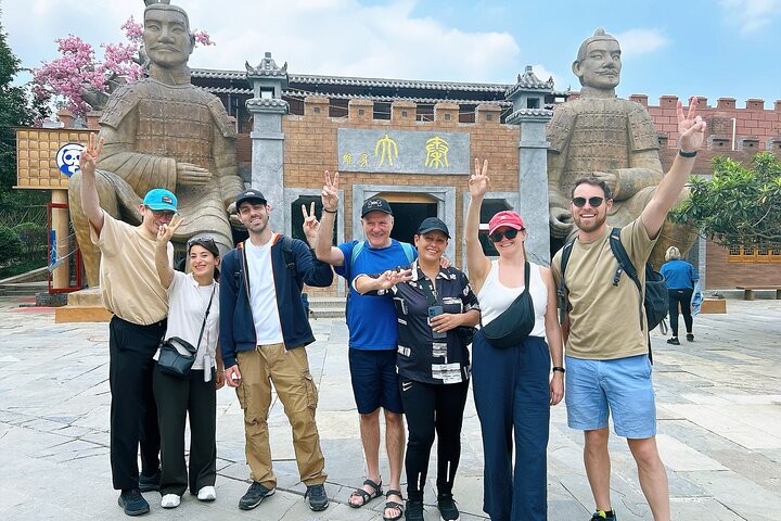 Xi'an: Exclusive Terracotta Army Tour & Local Family Lunch