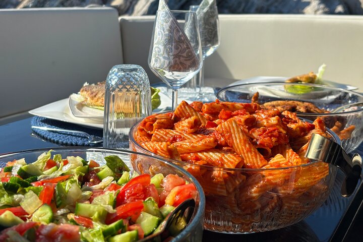Private VIP Motoryacht Charter in Bodrum For 6 Hours With Lunch