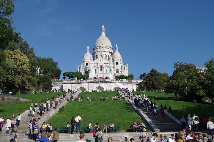 Transfers between Paris, CDG, Orly, Disneyland & Versaille by van