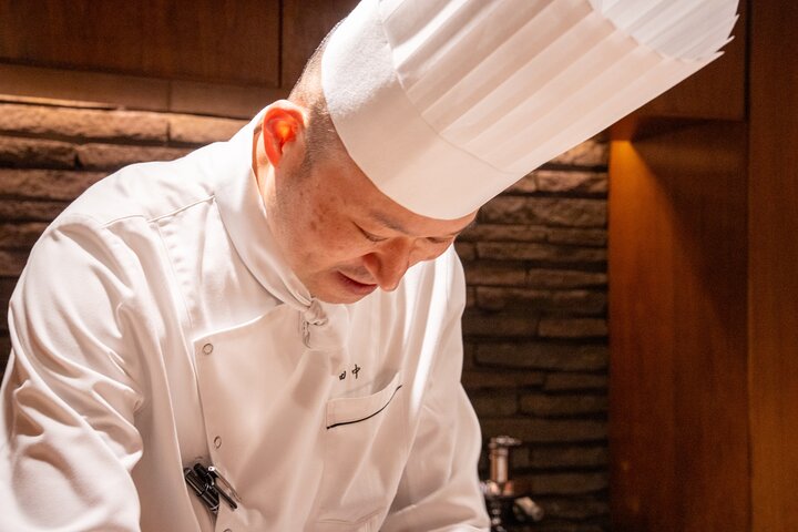 Premium Kobe Beef Experience and Sake Tasting Culinary Tour